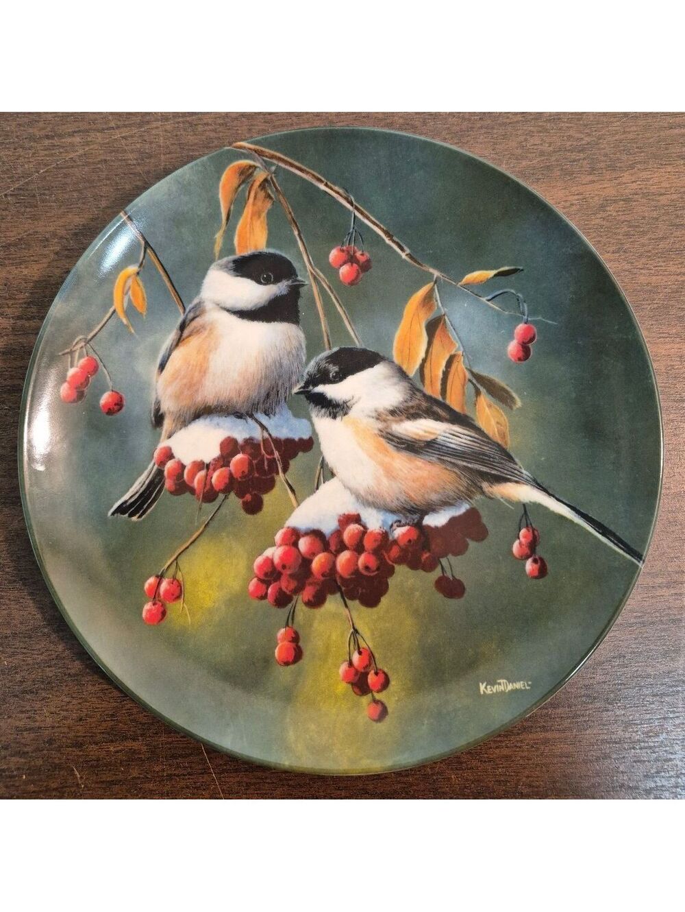 1986 Birds of Your Garden Collection Plate - The Chickadee